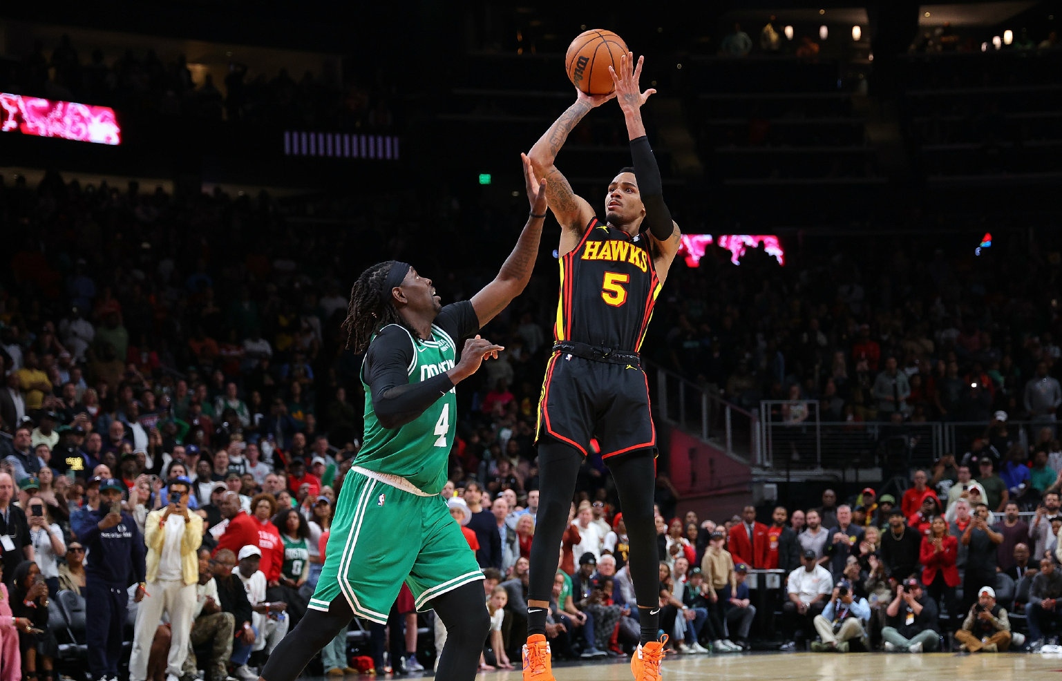 爱游戏免费直播 - 穆雷回归赛场，挺进下一轮首场状态亮眼，加拿大队观众沸腾！